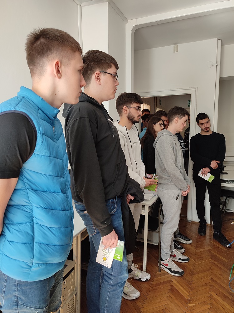 Velika otvorena vrata