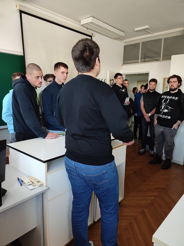 Velika otvorena vrata