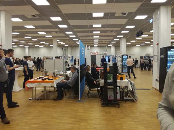 Наставници Високе ICT школе на европском MUM-у у Берлину (април 2018.) Наставници Високе ICT школе на европском MUM-у у Берлину (април 2018.)